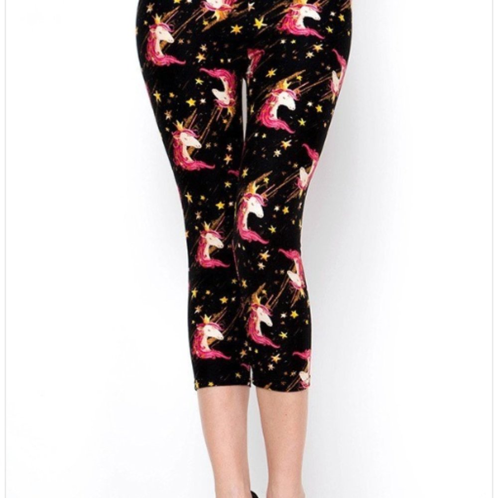 any 3/$25  Fairy Tale Unicorn Capri NWT Crown King